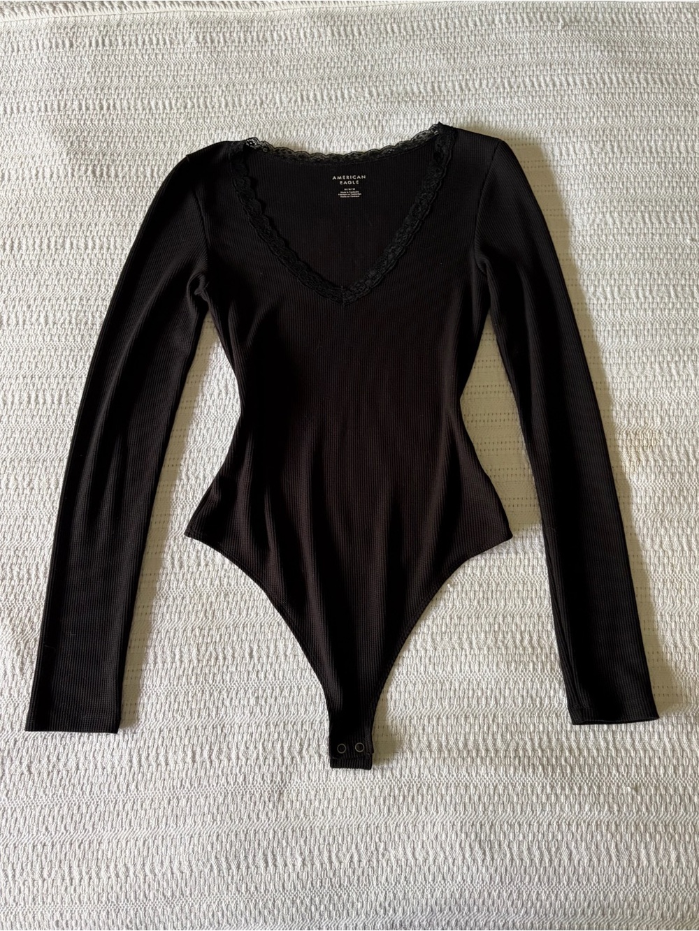 American Eagle Black Ribbed Lace Trim V-Neck Long Sleeve Bodysuit Size Medium